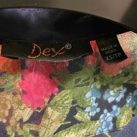 DEX Floral Blouse - Picture 4 of 4